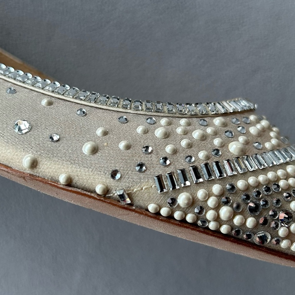Badgley Mischka ~ Babette ~ Bejeweled Mesh Flat ~ Ivory Satin ~ Womens Size 8 - Picture 13 of 17